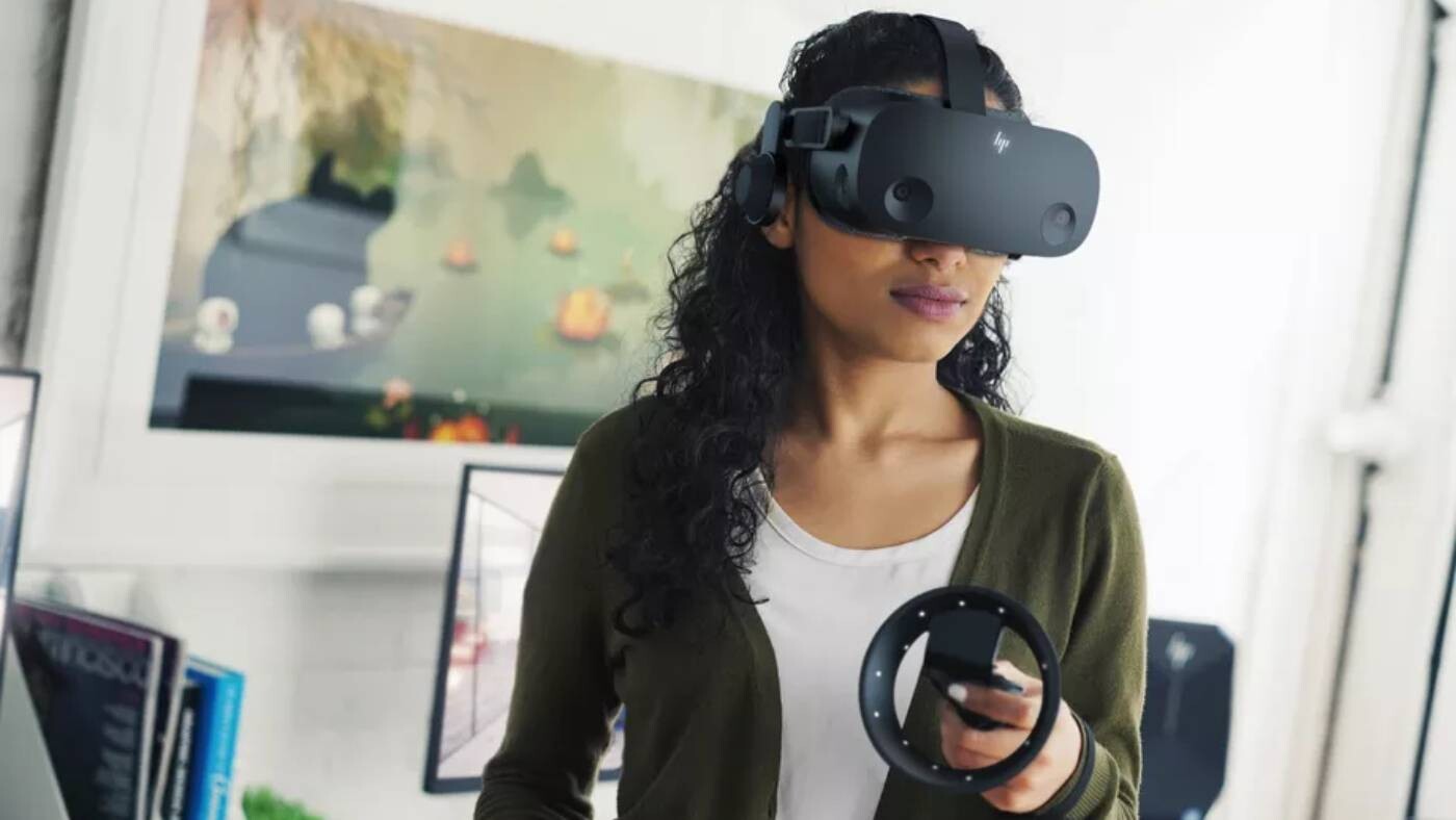 Why Forward-Facing VR Feels More Natural