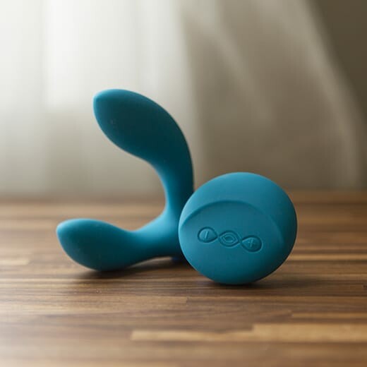 Lelo Hugo Review [Tested & Compared] - 2025