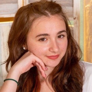 Ada Paradiso - Pornstar Profile on xMonter