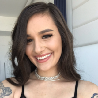 Luna Lovely Pornstar