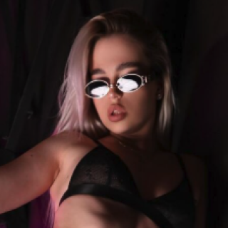 PamelaQ Pornstar