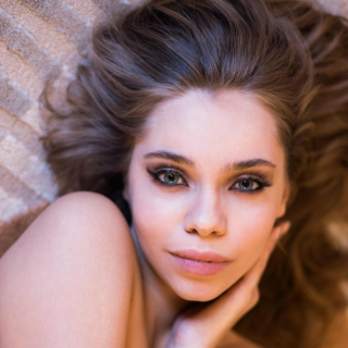 AnellaQ Pornstar