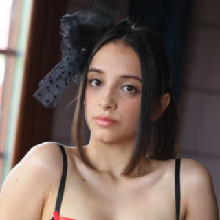 OliviaQ Pornstar