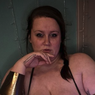 Dolly Darkside - Pornstar Profile on xMonter