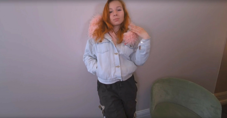 Amateur Red Head Teen Shows All Heidi Blaze - Image 1